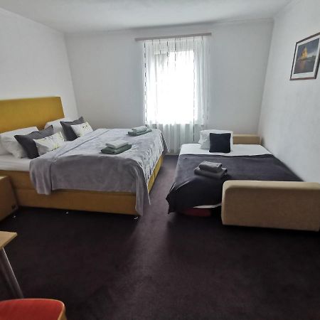 Pension Kiwi Mikulov Exterior foto