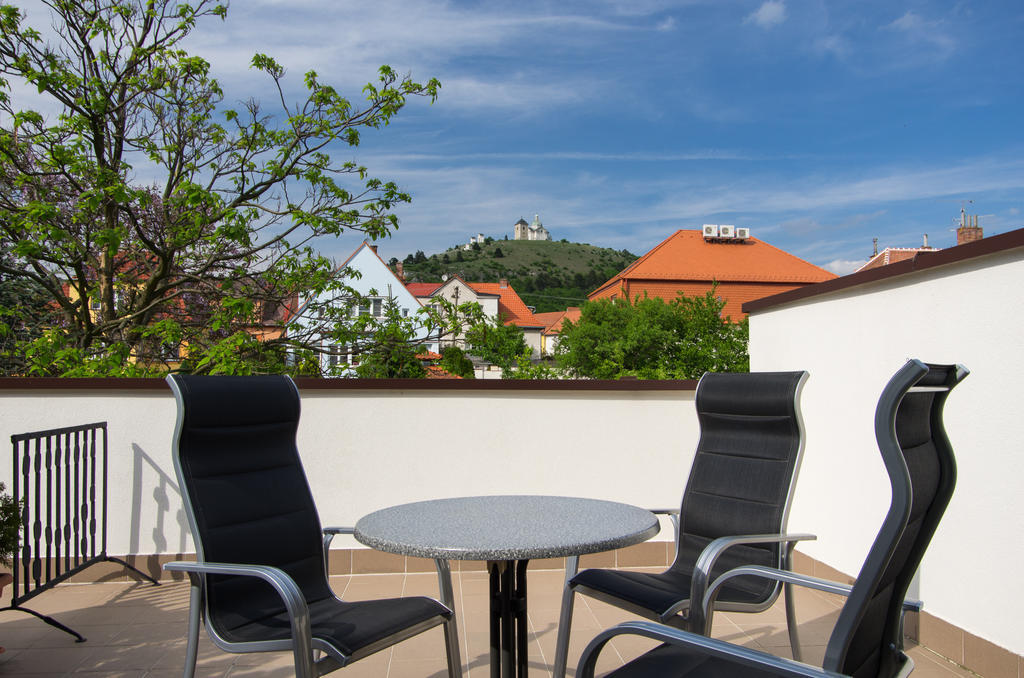 Pension Kiwi Mikulov Exterior foto